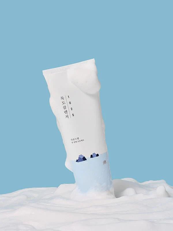 ROUND LAB 1025 Dokdo Cleanser – A gentle low-pH cleanser with Deep Sea Water that removes dirt, oil, and makeup while keeping skin hydrated. Suitable for sensitive skin. 5.07 fl. oz. - Image 2